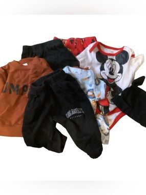 7 pieces mixed baby clothing 0 to 3 months